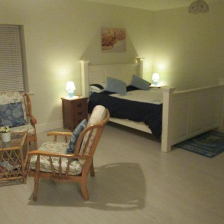 The Willow Room Ashford Esterno foto
